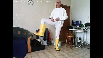 Gelbe Stiefel Ich Fahre Auf Diese Gelbe Stiefel Voll Ab Goileglatze