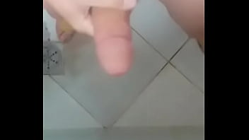 Safada Com Tes_o Jorrando Leite Quente