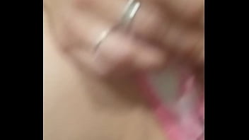 Sexy Hotwife Sweetp Wants To Get Slutty Rubbing And Vibing That Amazing Pussy