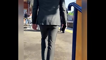 Tight, Gay, Suit, Shiny - Gay - 2025 - Sexy - Performance - Video 1977283