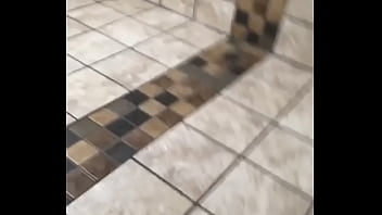 Muffin Mane Gets Sloppy Blowjib From Kellz At Waffle House