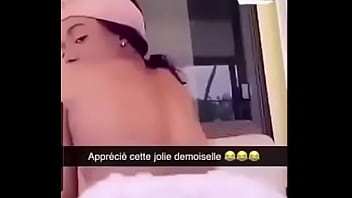 Basie Moi Bien Sans Pitié - pornstar, blowjob, handjob, small-tits - Video 2153026