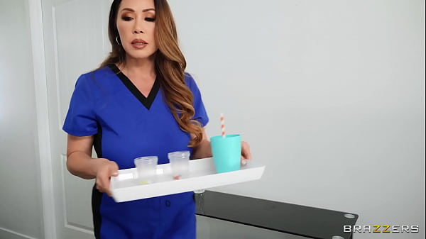Hump And Splash The Nurse / Brazzers Full At