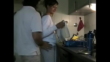 Amateur Sex In The Kitchen - Video 6567694