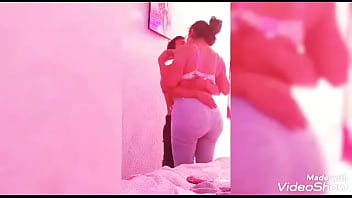 Amores Con Un Colageno En Buena Musica Me Hace Suya Como Debe Ser