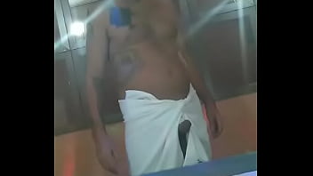 Exibindo A Piroca Pulsando Para A Cliente,como Ela Pediu No Vídeo Anterior. Não Esqueça De Conferir O Outro Após Curtir Este. Paz E Amor .