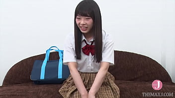 裏垢にDMして知り合った美巨乳_名器の超ヤリマンJ●！暴発必至の膣圧に即イキ中出しされるまでの全てを個撮しました。 ひな イントロ【BACN021】