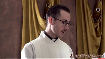 Twink Gets Ass Jizzed In After Anal