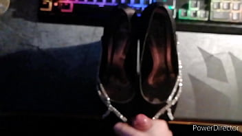 Cuming Into Mom' High Heels