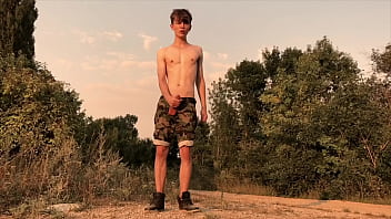 Teenager Jerking Off His 9 Inches / Huge Veiny Cock / Hot