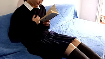 Student Gets Bored Of Studying And Masturbates In Her Boyfriend' Bed!