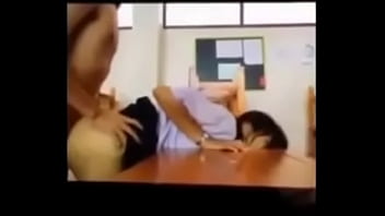 Thịt em gái bạn th_n