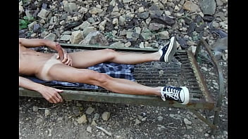 Outside Bed Frame Jerk