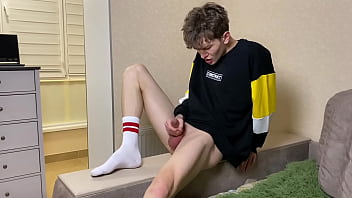 Cute Boy Jerking His Monster Dick Before Go To Bed / Goodnight !!! / Horny