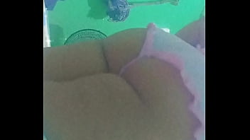 Novinha Se Exibindo O Rabão