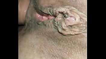 Comendo Cuzinho Apertadinho