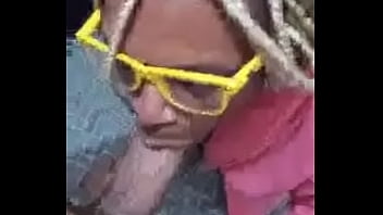 Negah Trans Chupando Gostoso