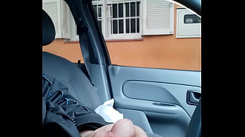 Punheta No Carro - public, 14cm, no-carro - Video 1943854