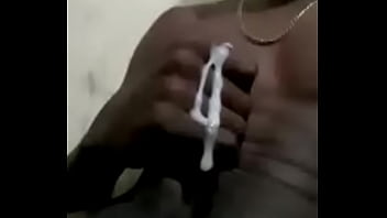 Moreno Corriendose Rico