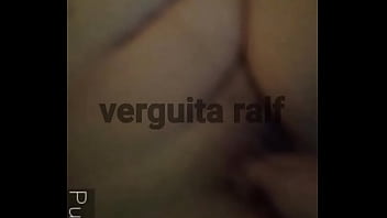 Metiéndole El Dedito