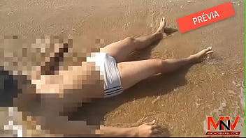 Macho Na Praia E O Outro No Seu Barraco - Previa
