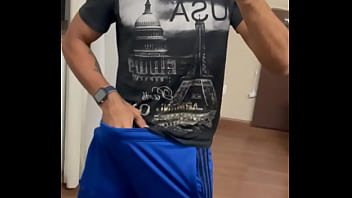 Com Um Pau Se Abre Um Cú