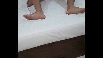 Sentando Gostoso No Amigo Do Corno