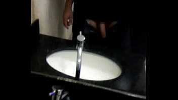 Gay, Banheiro, Xixi - Gay - 2025 - Wild - Performance - Video 2112296