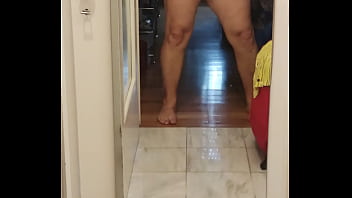 Moving My Ass With The Cage