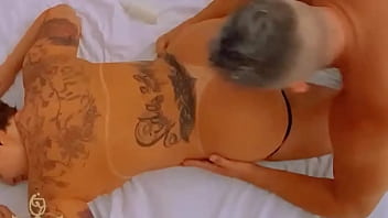 Mais Alguem Quer Me Dar Um Cheiro Assim?