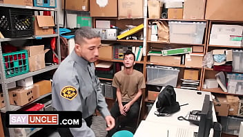 Mall Cop To Suspect _now I Will Tickle Your Ass On The Inside_