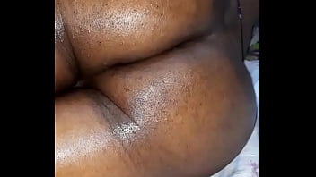 আন্টি পাছা ছেলে সাথে ম্যাসেজ