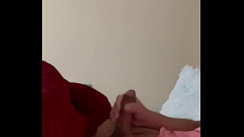 Mostrando La Rica Y Pequeña Verga De Mi Novio