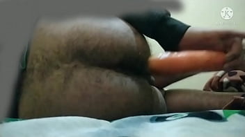 Putito Y Su Fetiche Por Las Zanahorias Grandes *le Encanta*