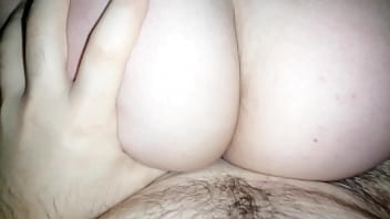 Mi Hermana De 18 Me Pide Que Haga Rebotar Sus Nalgotas