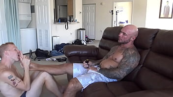 Foot Worship/submission/ignored/vaping