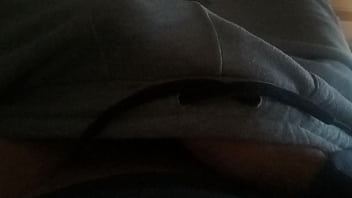 Cachondo Y Termino Pajeandome