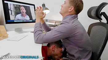 Distracted Brandon Sucked During Virtual Meeting - Nextdoorstudios