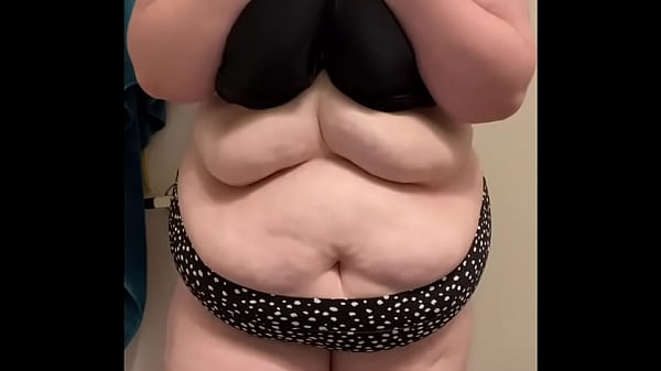 Ssbbw Shows Off In Bikini