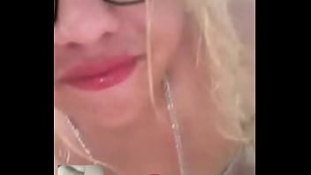 Vídeo Llamada Con Seguidora Anónima