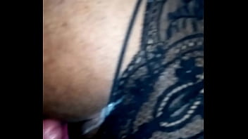 Novinho Da Favela , Veio Me Fuder 2 Vezes . Na Segunda A Camisinha Estouro , Ele Empurrou Pra Dentro .