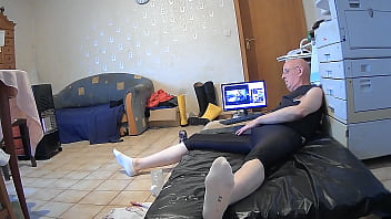 Das Video Ist Für Meinen Geile Markus Das Gerät Ist Fast So Geil Wie Echtes Ficken Goileglatze