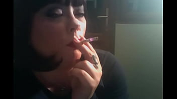 Bbw Tina Snua Chain Smokes 2 120 Cigarettes