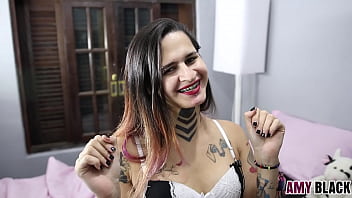 Boneca Amy Black Lendo Conto Erótico De Lingerie Sensual - Completo