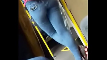 Filmando Gostosa No Onibus