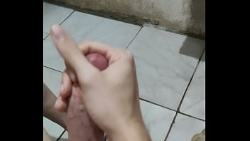 Gozando E Gemendo - cum, tesao, punheta, gozando, roludo, gemendo, grossa - Video 1885600