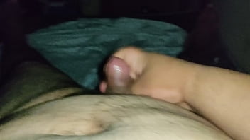 Gordito Pajeandose Bota Harta Leche