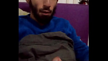 Esporrando Leite Moço