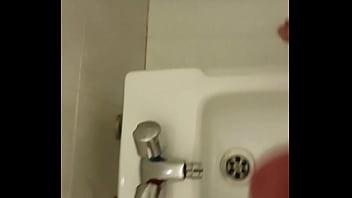 Me Saco La Leche En El Bidé