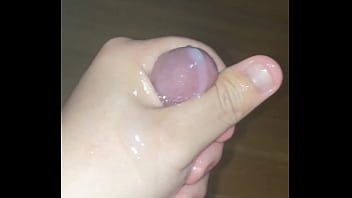 Cu bé tìm bướm to